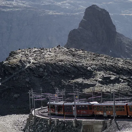 3100 Kulmhotel Gornergrat Hotel 3*