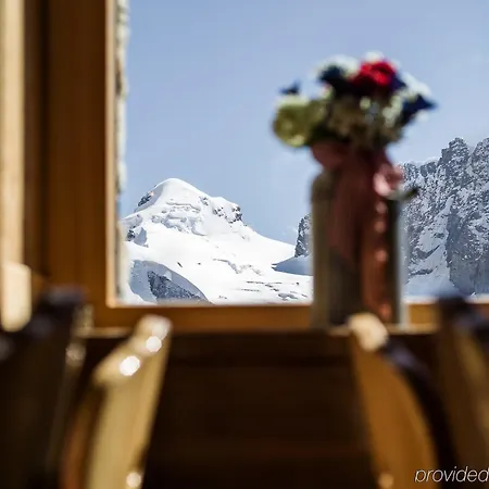 3100 Kulmhotel Gornergrat